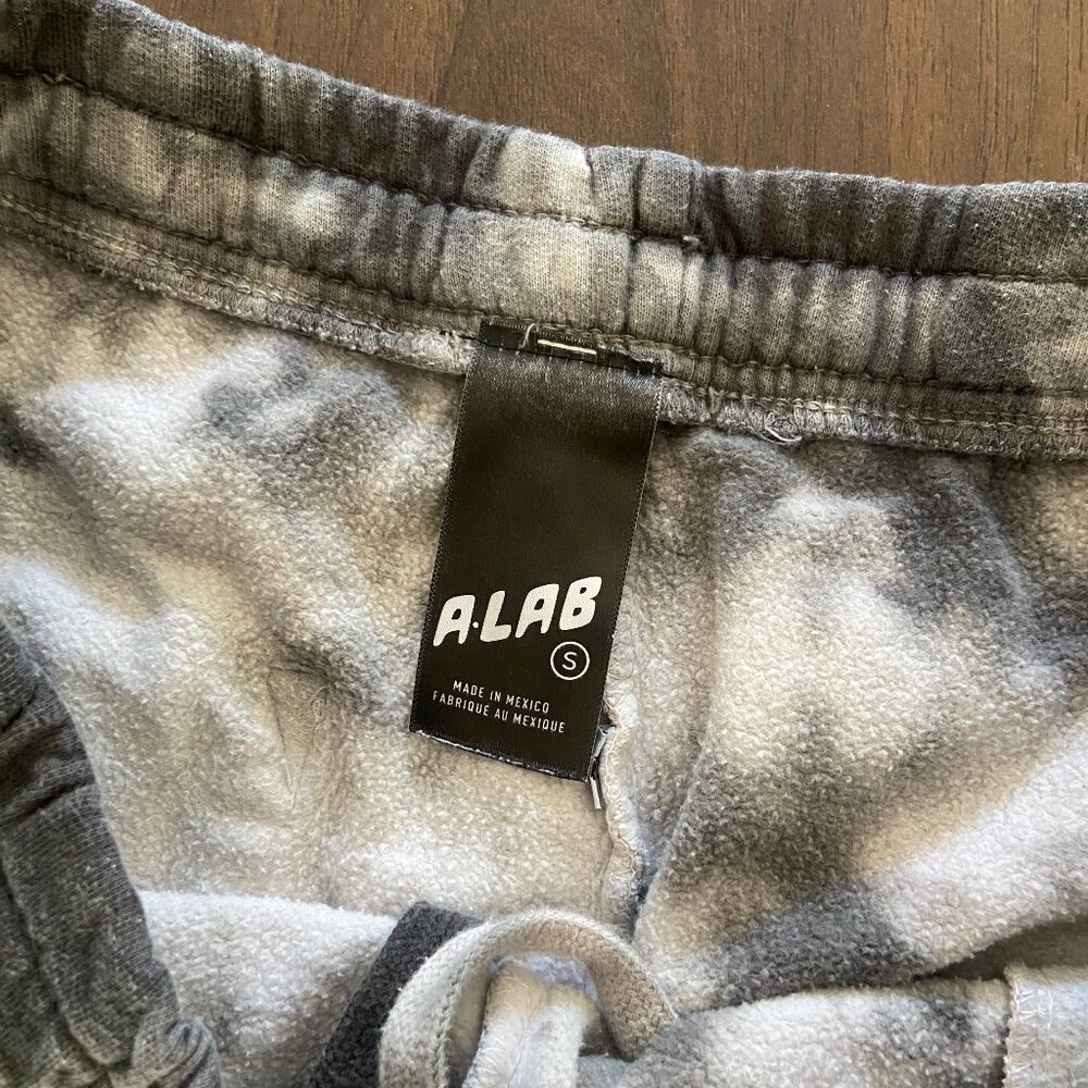 A.LAB Tie Die Sweat Shorts - Size S - Picture 3 of 4